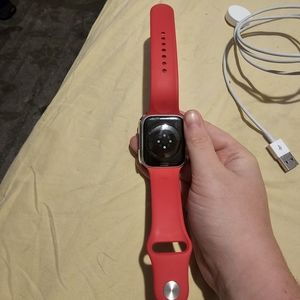 Apple watch series 7 45 mm size